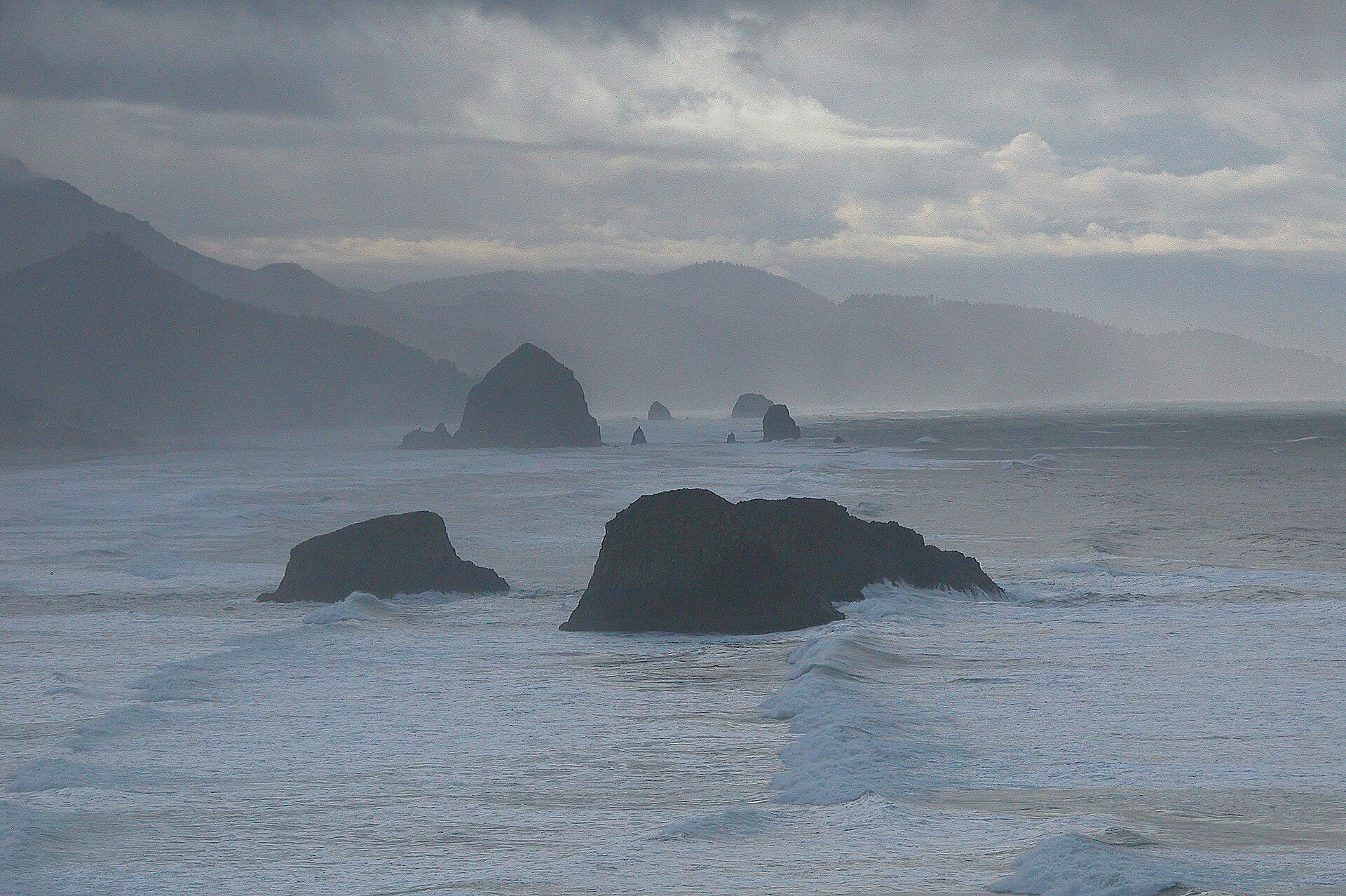 The Clatsop Archive — A reading-room of Oregon coast photographs